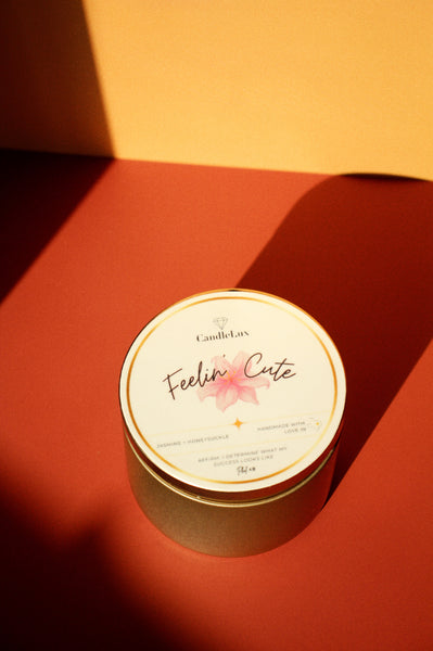 “Feelin’ Cute” Gold Jar Candle
